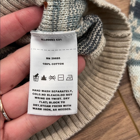 Pendleton Multicolor Patterned Sweater - Picture 8 of 15